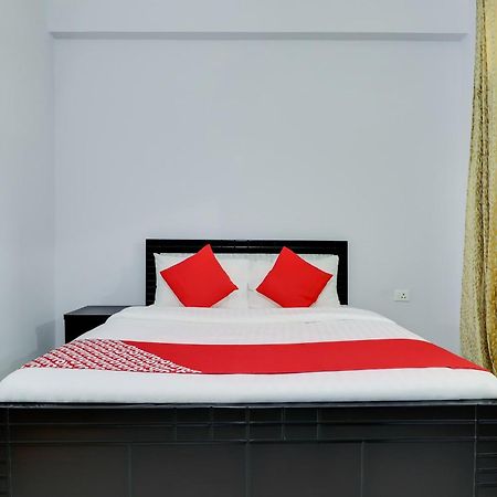 Hotel O Vgs Chinhat Екстер'єр фото
