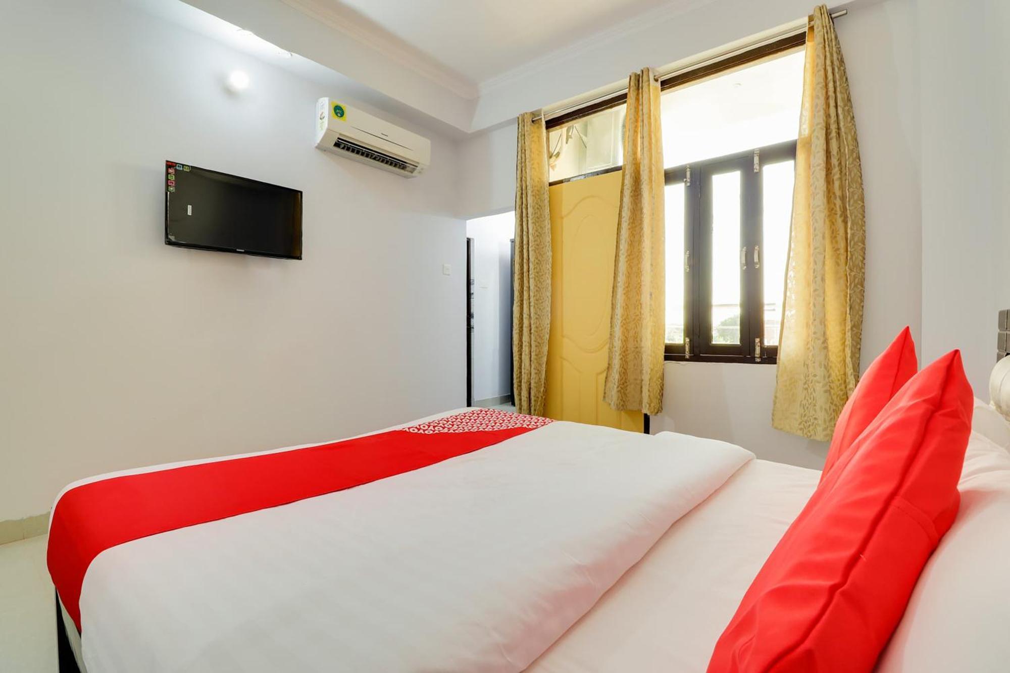 Hotel O Vgs Chinhat Екстер'єр фото