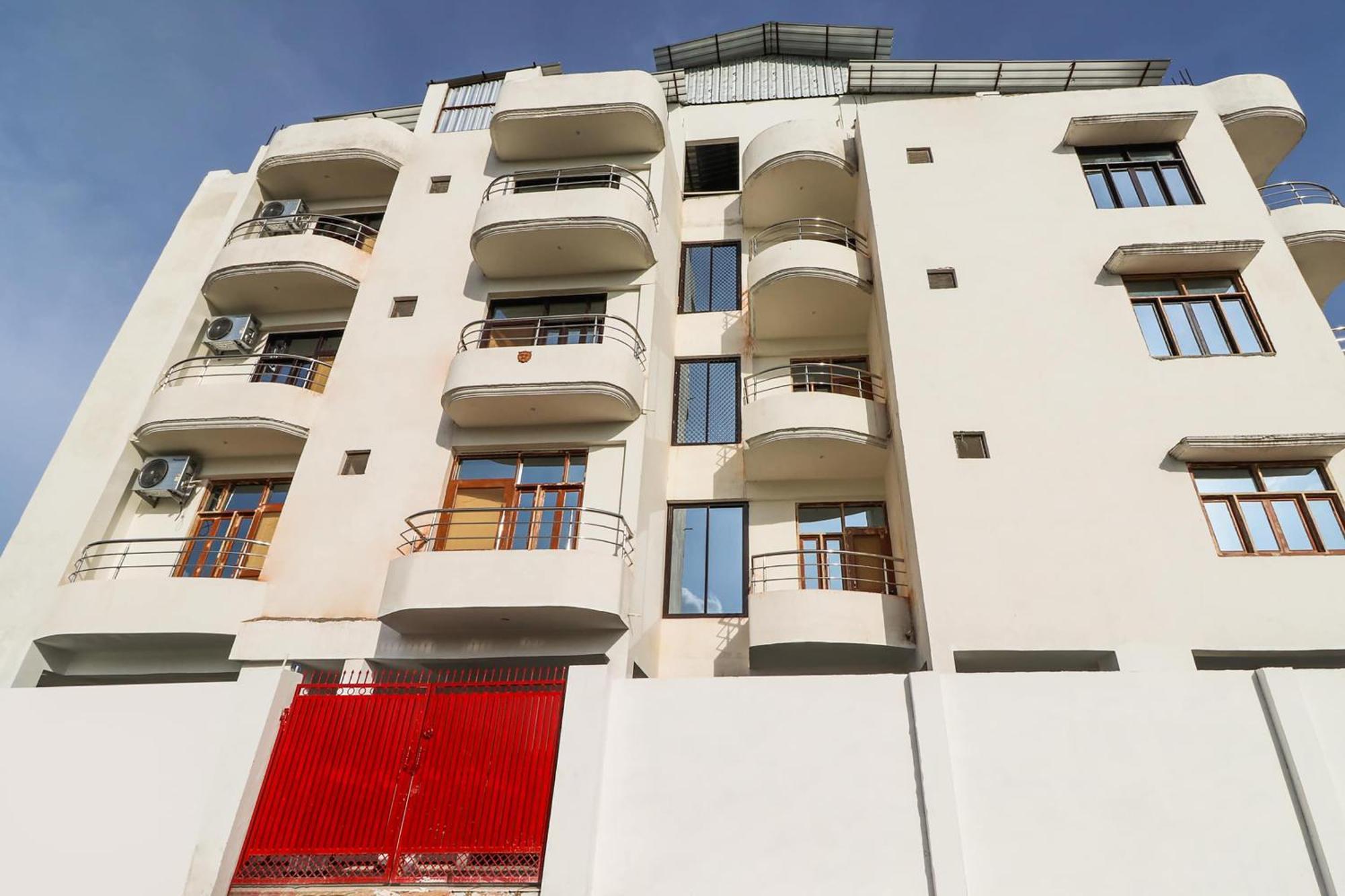 Hotel O Vgs Chinhat Екстер'єр фото