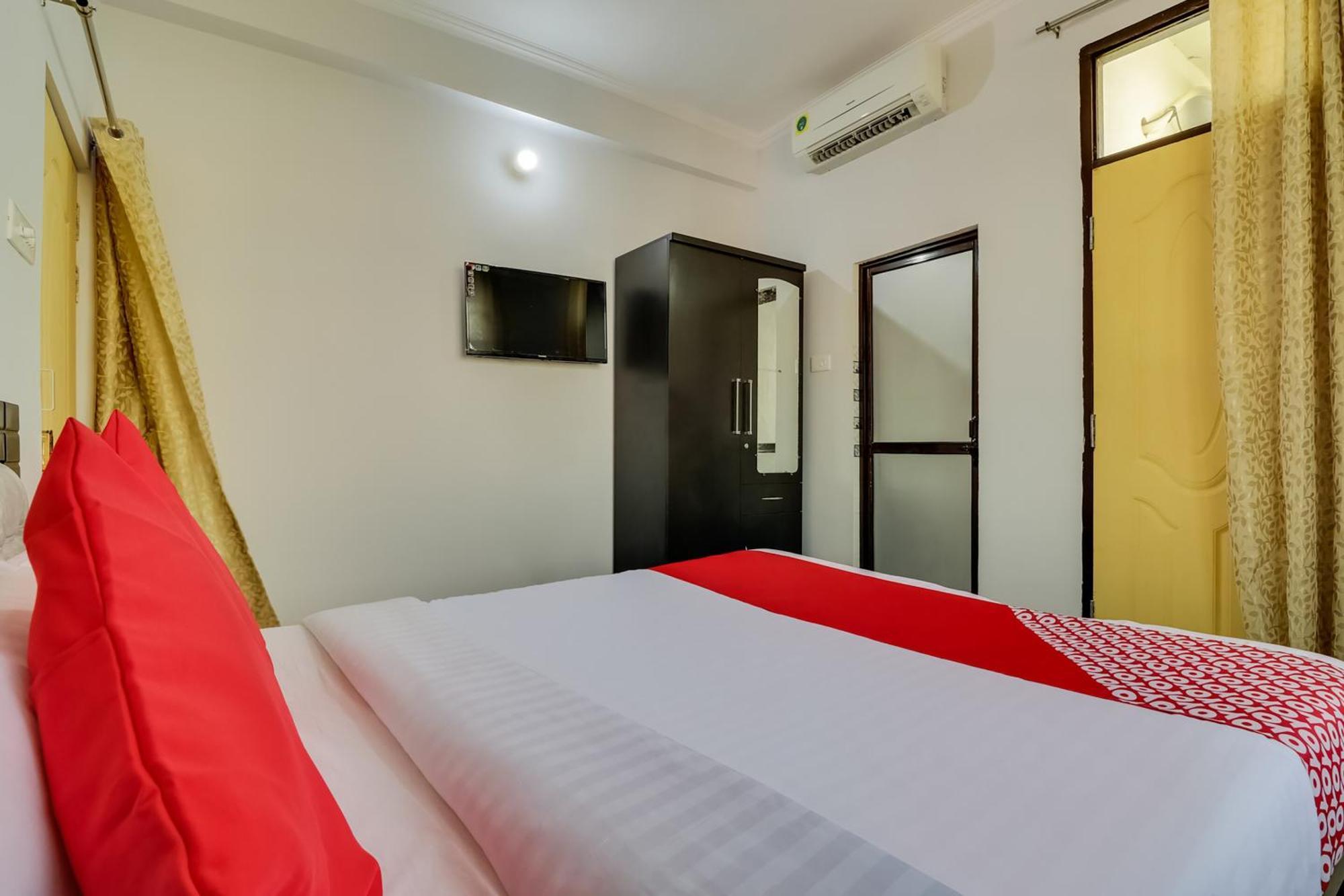Hotel O Vgs Chinhat Екстер'єр фото
