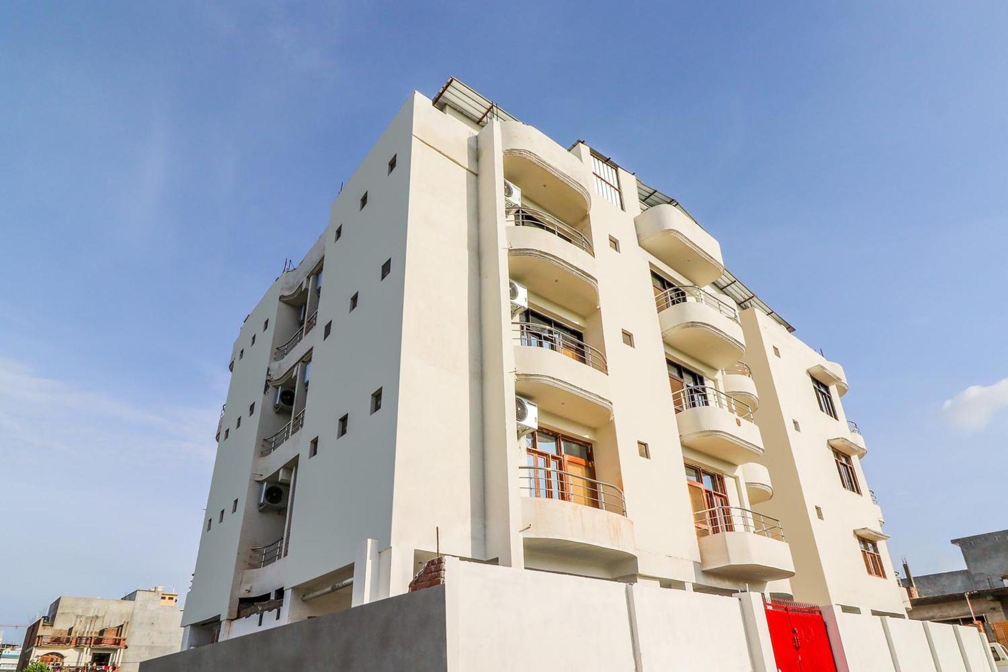 Hotel O Vgs Chinhat Екстер'єр фото