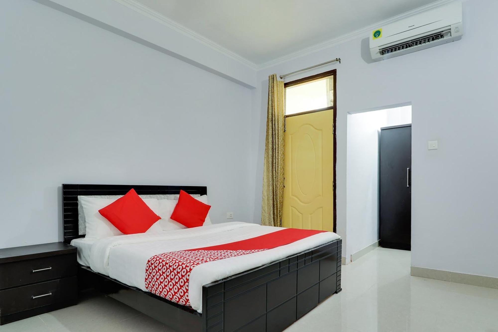 Hotel O Vgs Chinhat Екстер'єр фото