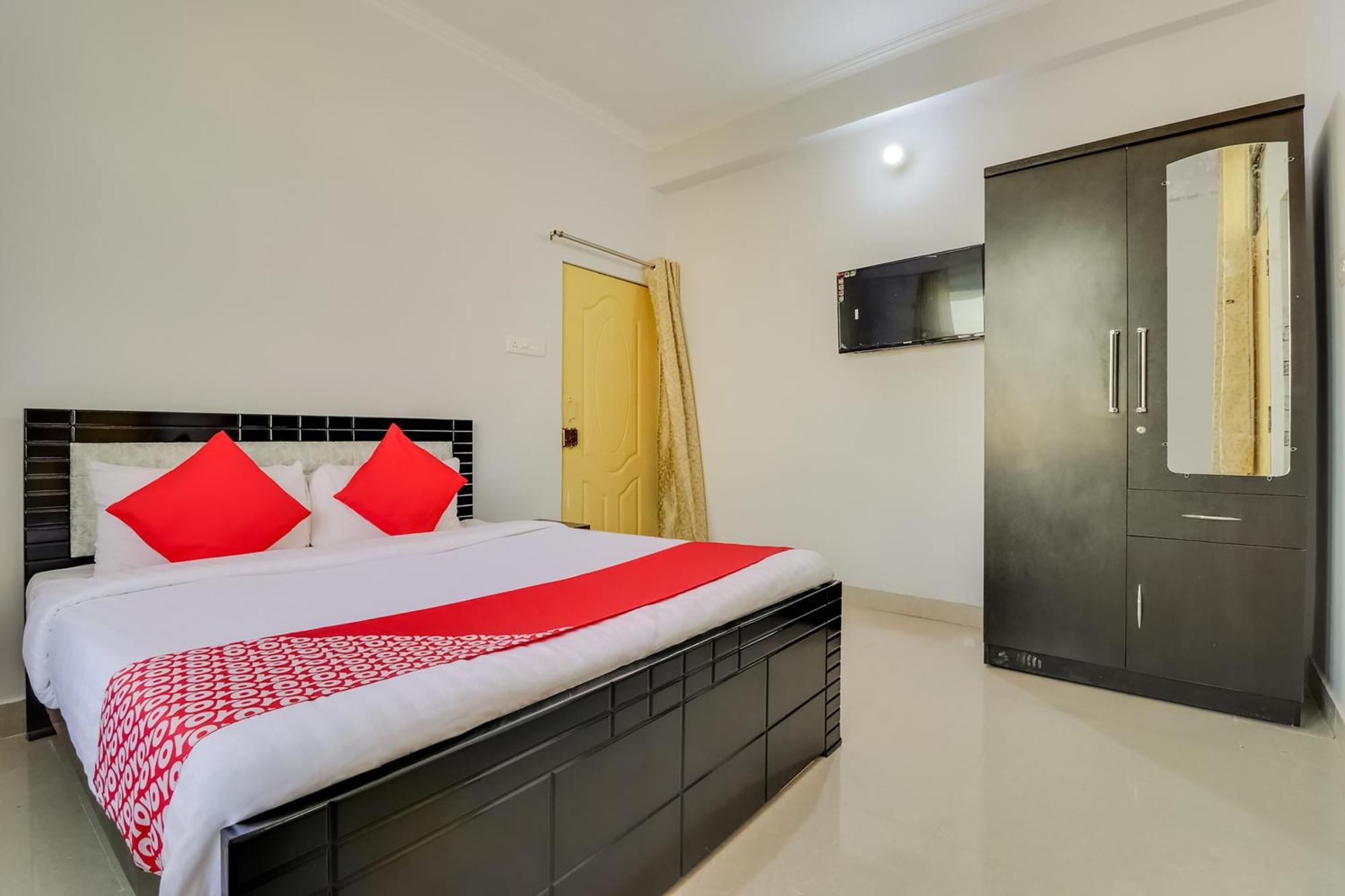 Hotel O Vgs Chinhat Екстер'єр фото